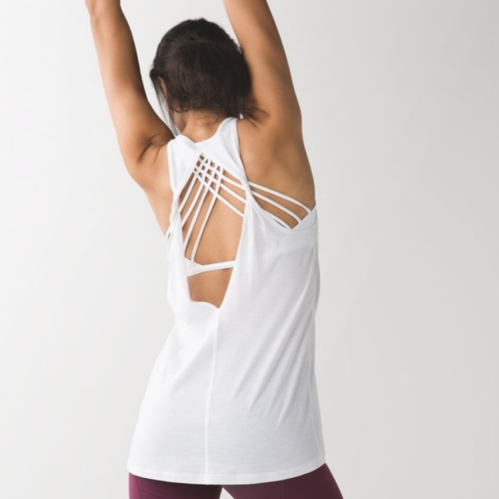lululemon Trapeze Twist Tank *Silver